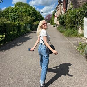 Meet your Posher, Kerrin